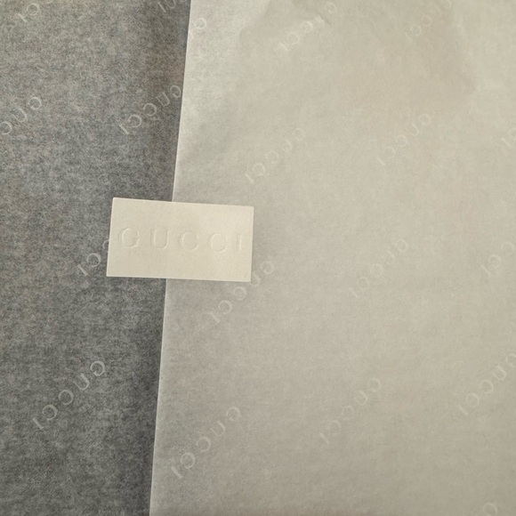 GUCCI NEE Pocket square new collection F/W 24 - Picture 4 of 6